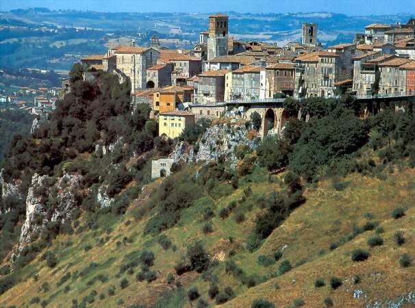Agriturismo Canonici アメリア エクステリア 写真